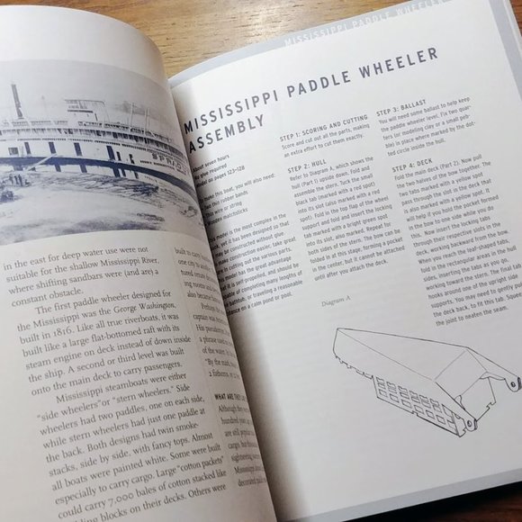 Amazing Book of Paper Boats - Picture 7 of 12